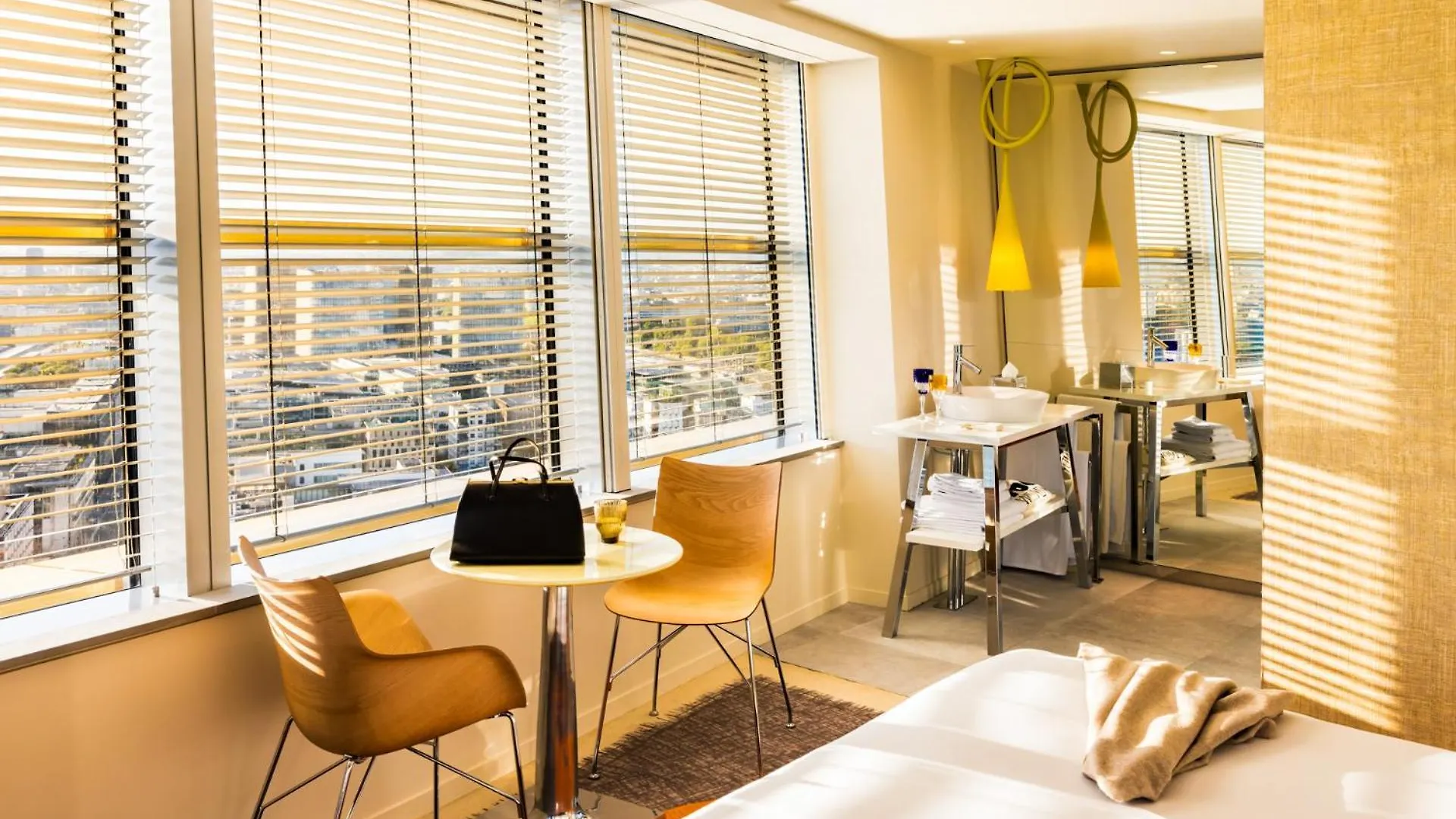 Too - Mgallery Hotel